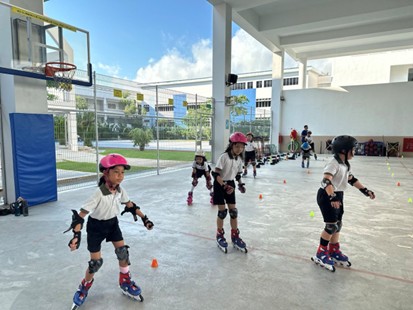 Our Primary 3 tudents participating in the Inline Skating Sports Education Programme